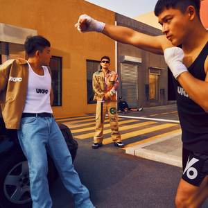 小南大雷擦狙狙的背景蘑菇视频
