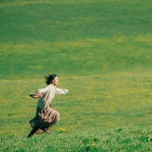 小南大雷擦狙狙的背景蘑菇视频
